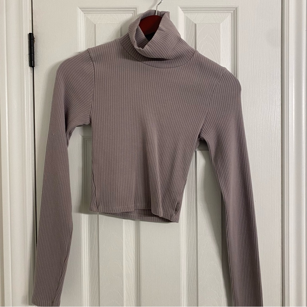 TNA, cropped long sleeve tee